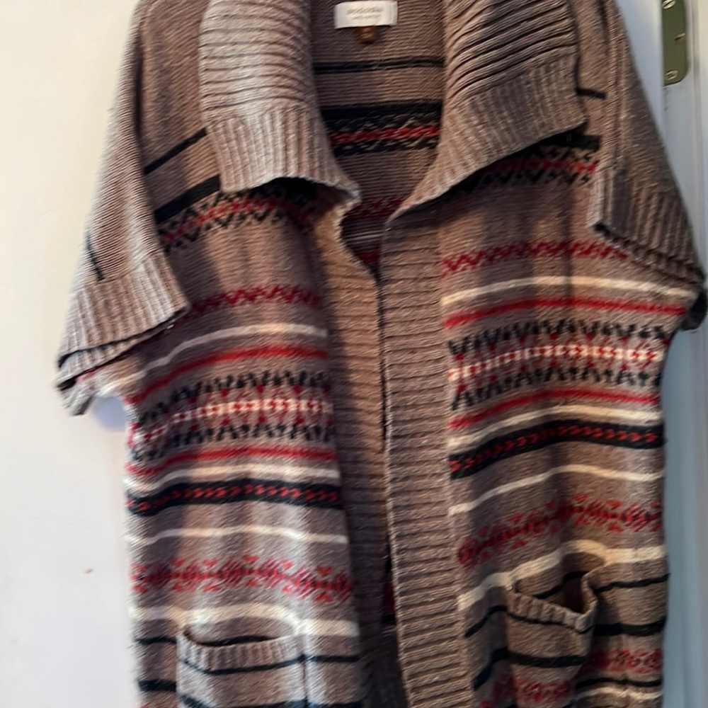3/$25  Women’s open sweater , gently worn ,warm fall colors , SZ. XL